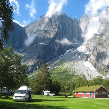 Trollveggen Camping Andalsnes Exterior photo