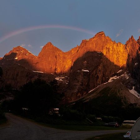 Trollveggen Camping Andalsnes Exterior photo