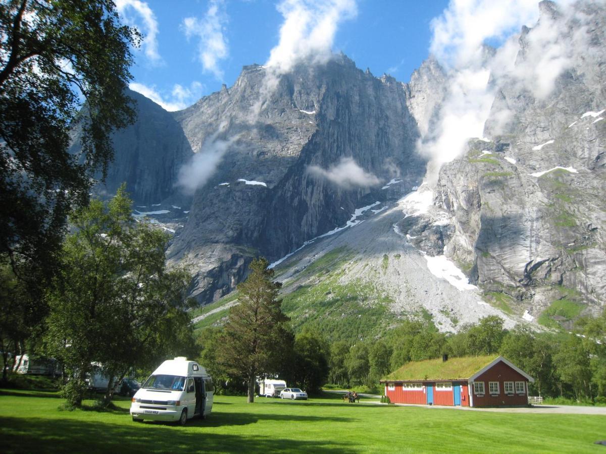 Trollveggen Camping Andalsnes Exterior photo