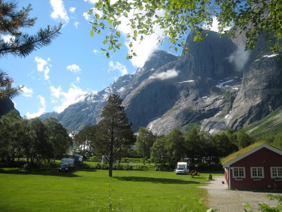 Trollveggen Camping Andalsnes Exterior photo