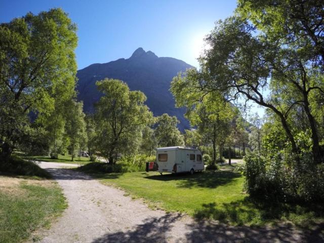 Trollveggen Camping Andalsnes Exterior photo
